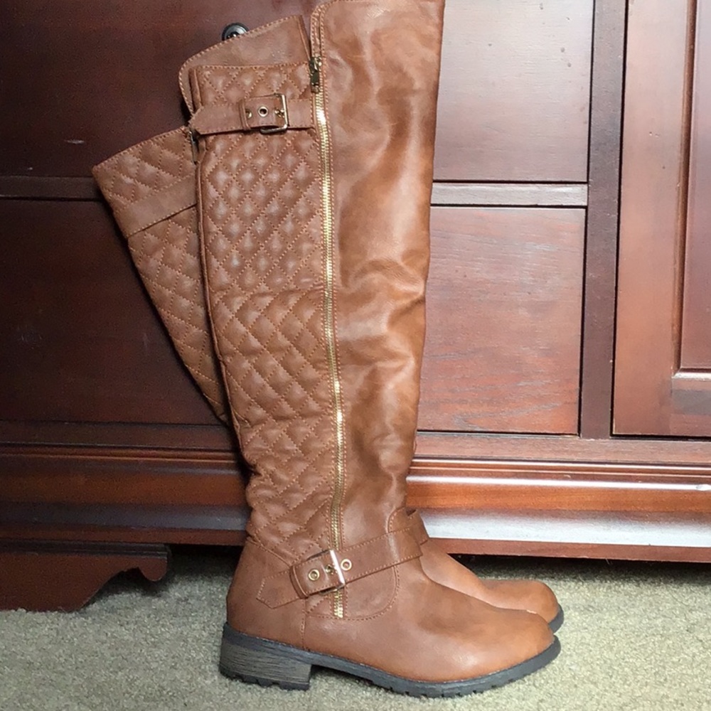 OVER THE KNEE boots